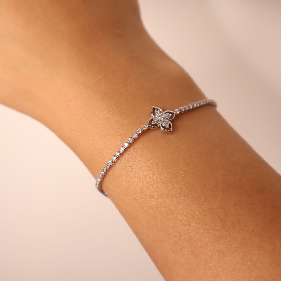 Silver Petal Bileklik