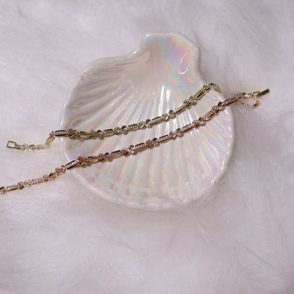 Twinkle Kiss Bileklik 18K Gold