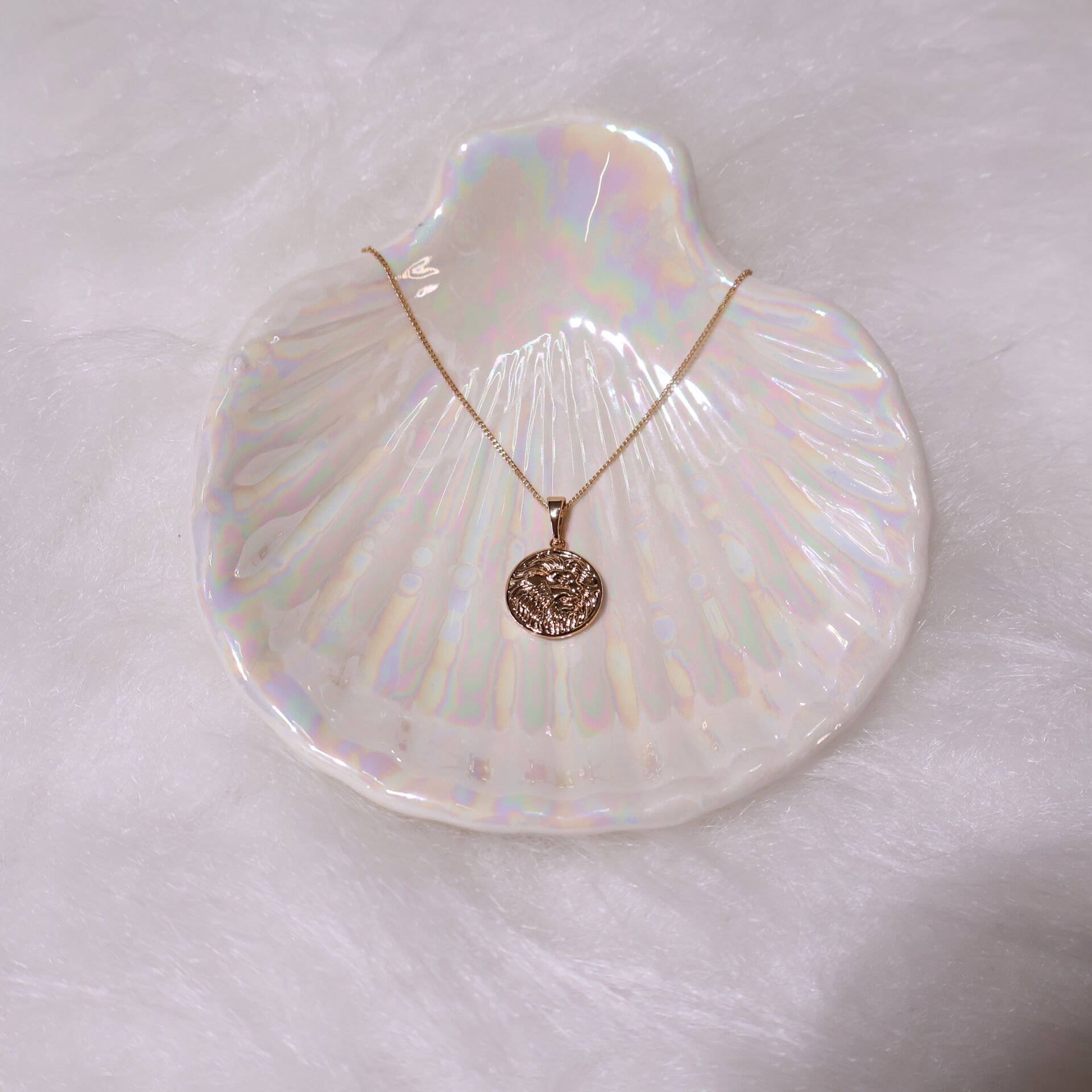 Lannister Aslan Kolye