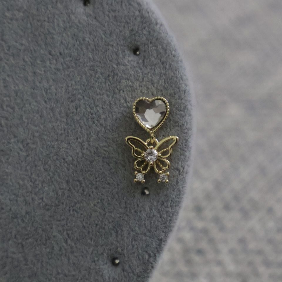Sallantılı Kelebek Piercing Gold