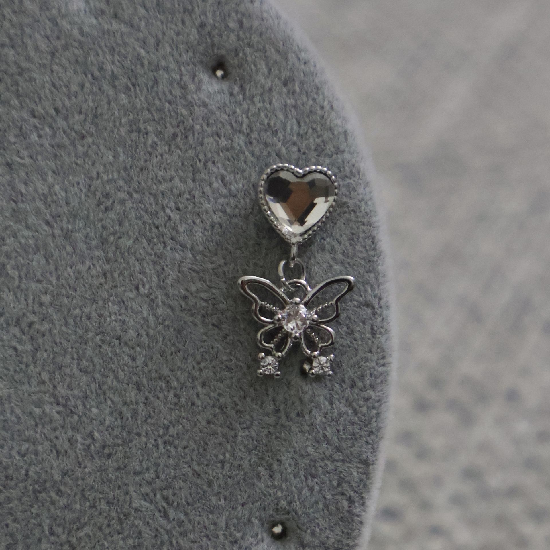 Sallantılı Kelebek Piercing Silver