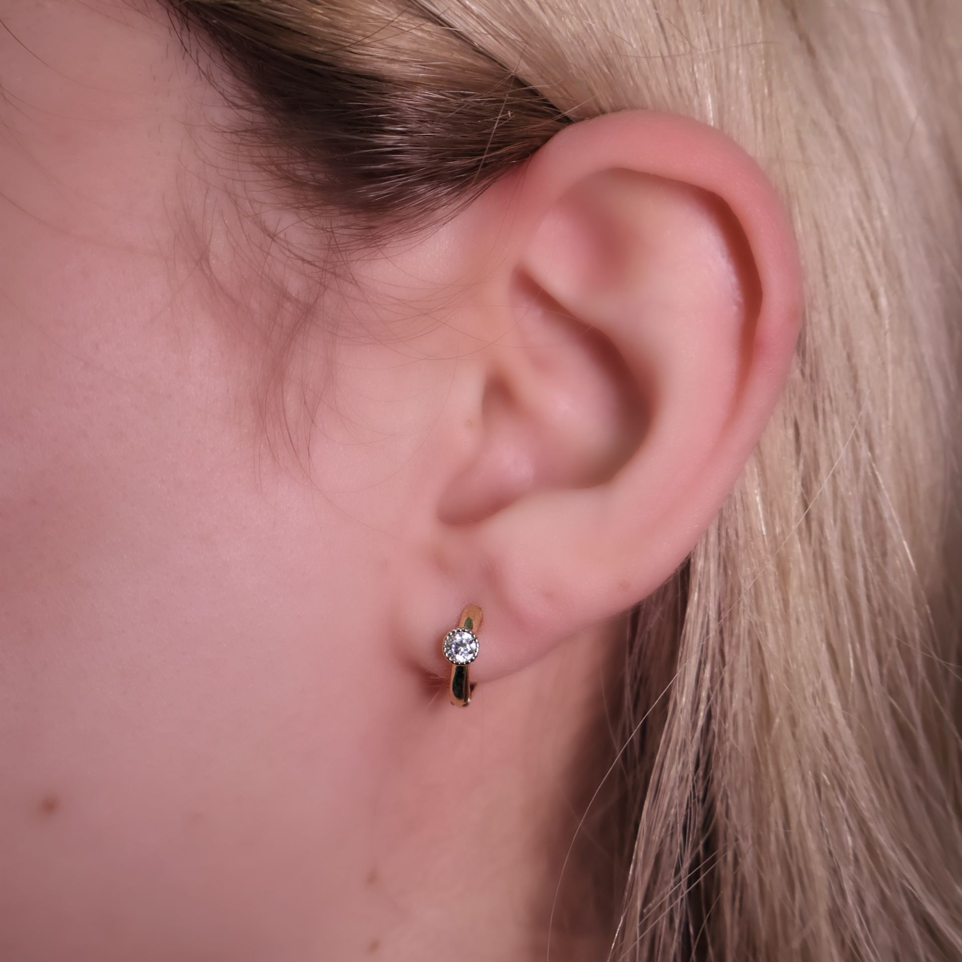 Tek Taşlı Baby Küpe