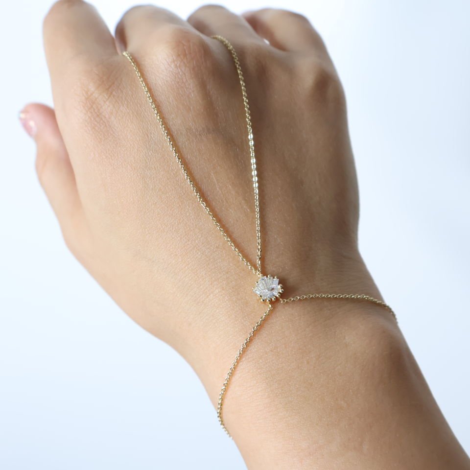 Baget Taşlı Şahmeran