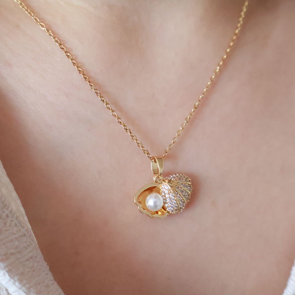 Seashell Kolye 18K Gold