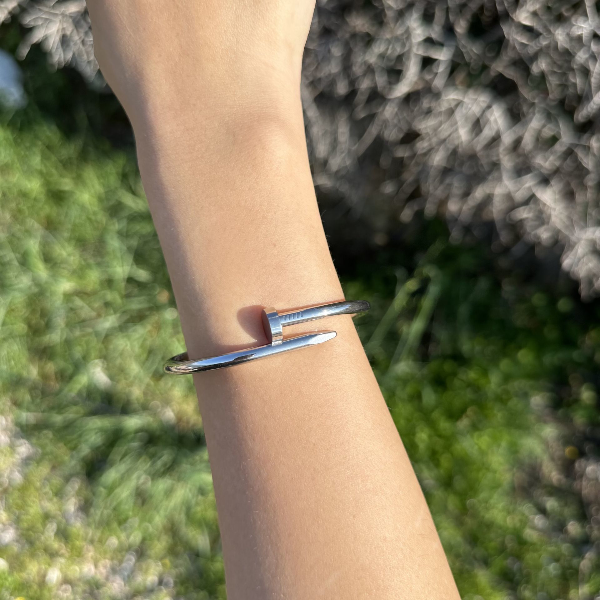 Cartier Çivi Kelepçe Silver