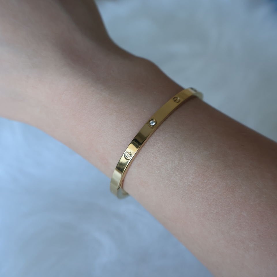 Taşlı İnce Cartier Kelepçe S - Gold