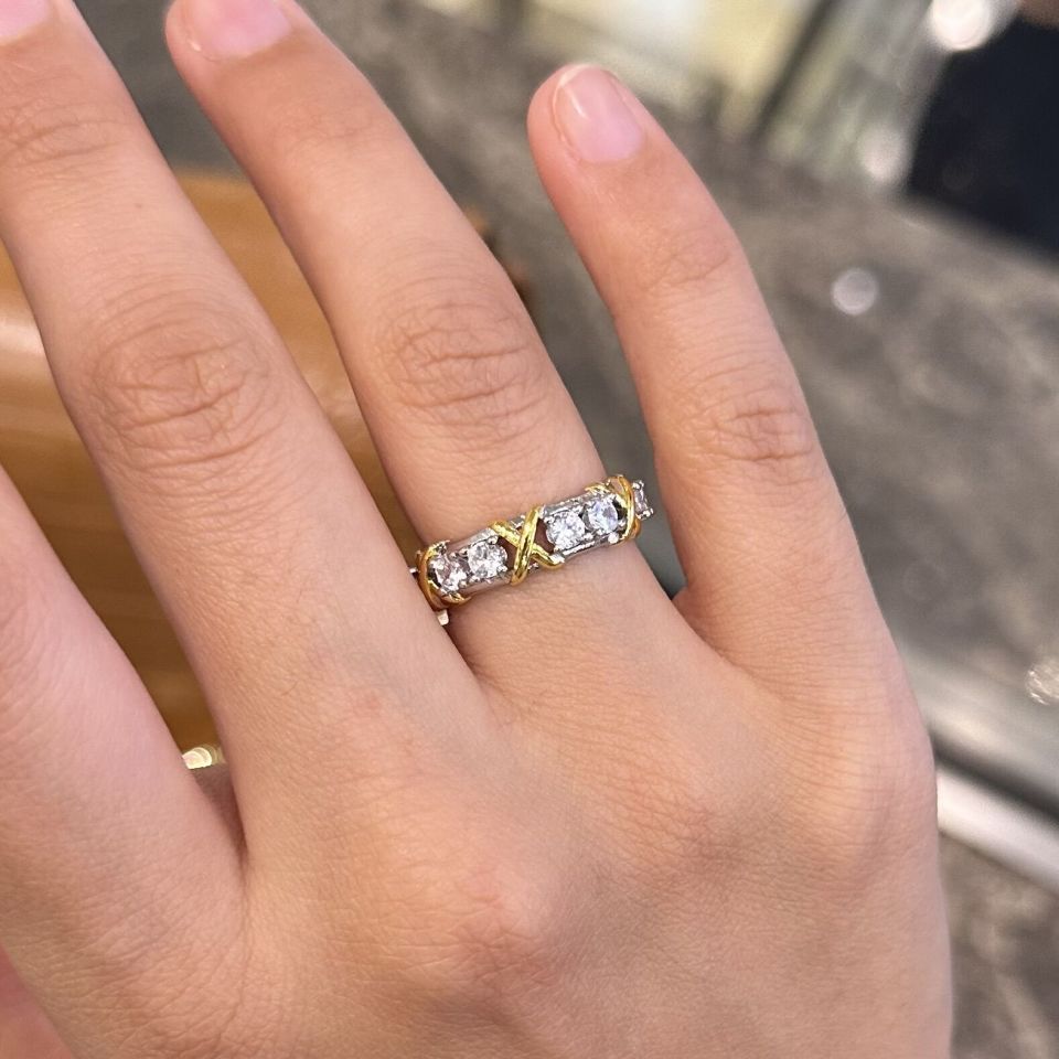 Sixteen Stone Yüzük